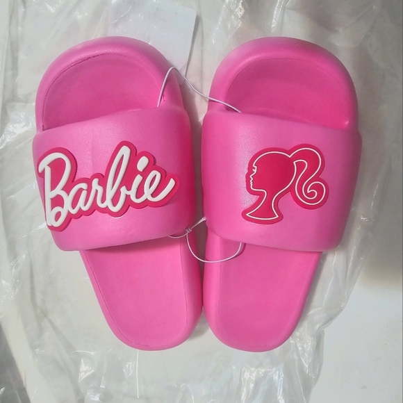 Barbie Slippers - Picture 4 of 6